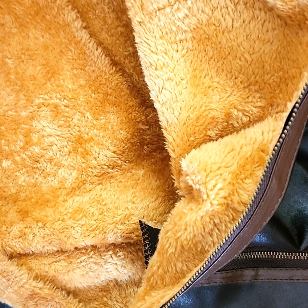 PRE-LOVED UNBRANDED FAUX LEATHER FUR LINED MEN'S JACKET-XL - Picture 7 of 8